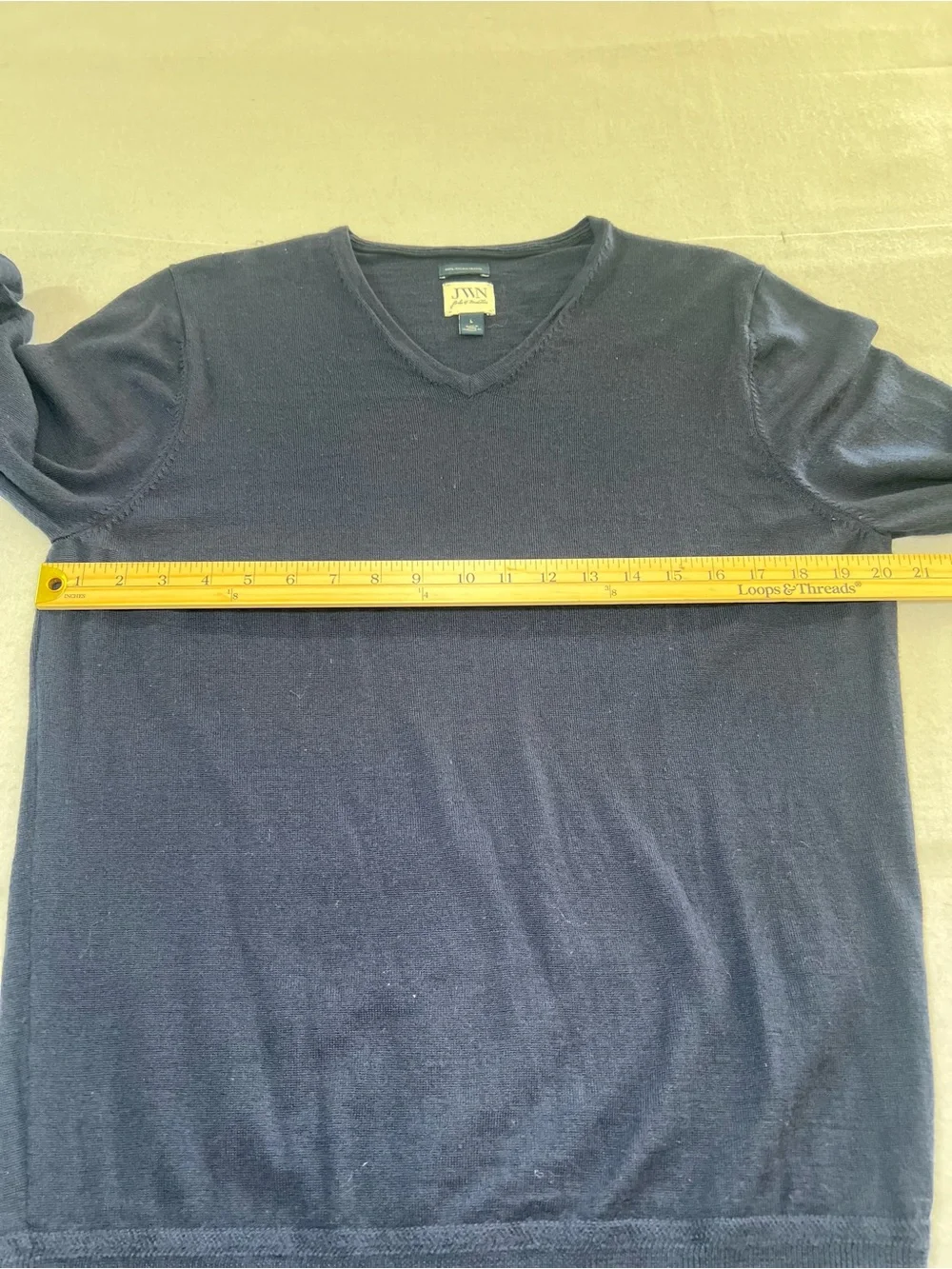 JWN John W Nordstrom Men’s Navy Blue Merino Wool V-Neck Sweater,Large  FLAW-Read